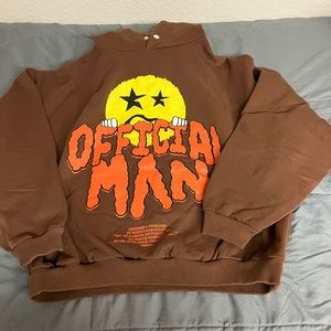 Brown hoodie Boohooman size L but wears small.